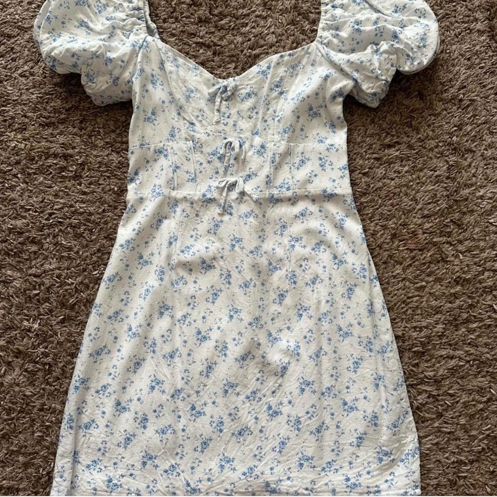 Altar'd State White and Light Blue Floral Puff Sleeve Dress NWOT